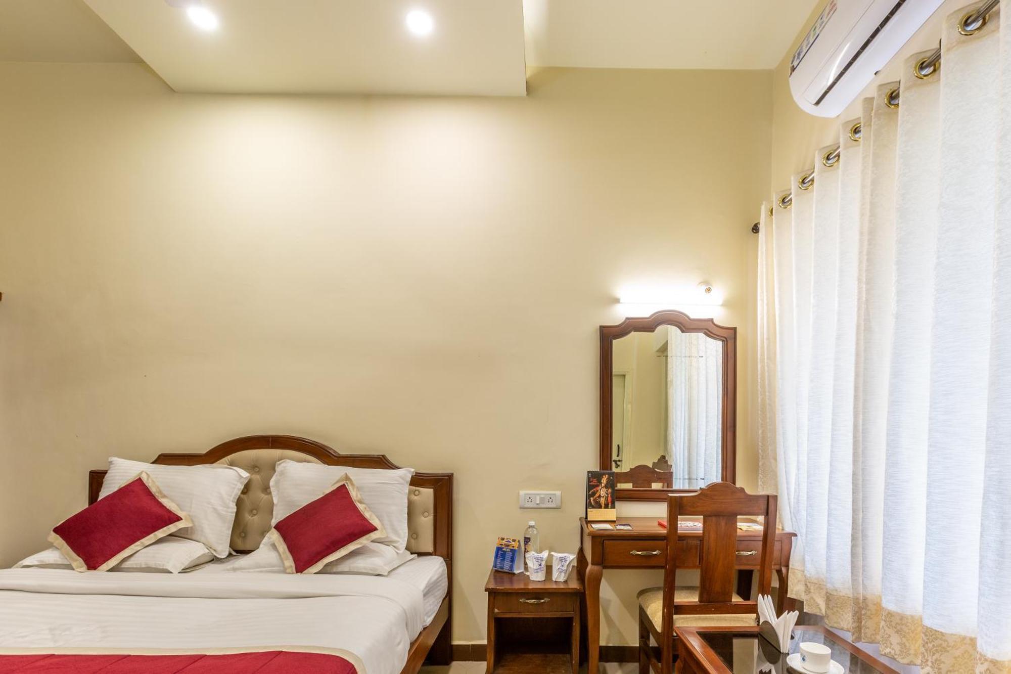 Kstdc Hotel Mayura Biligiri, Br Hills Honganoor Exterior photo